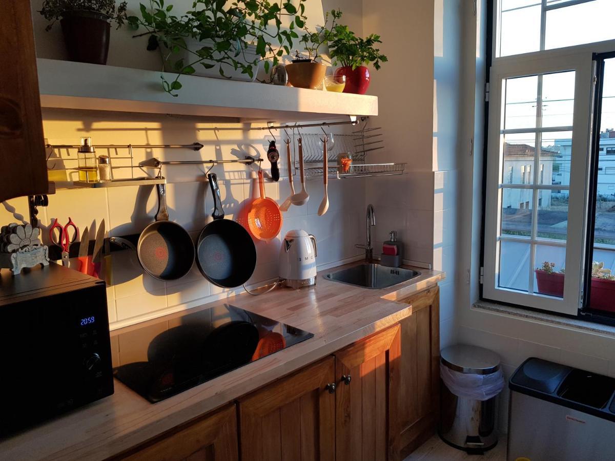 Cork Train Station Guesthouse Esmoriz Ngoại thất bức ảnh